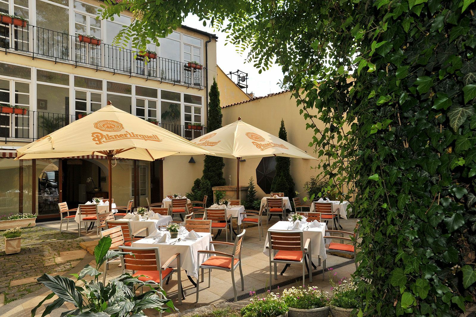 Hotel Monastery Garden