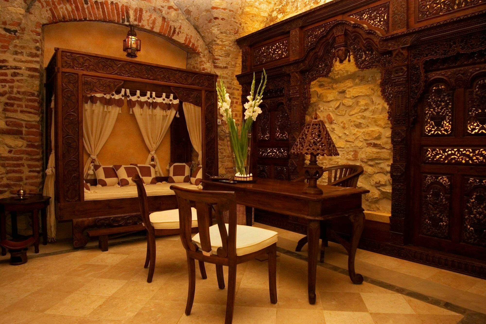 Lindner Castle, Part Of Jdv By Hyatt Hotel 4*