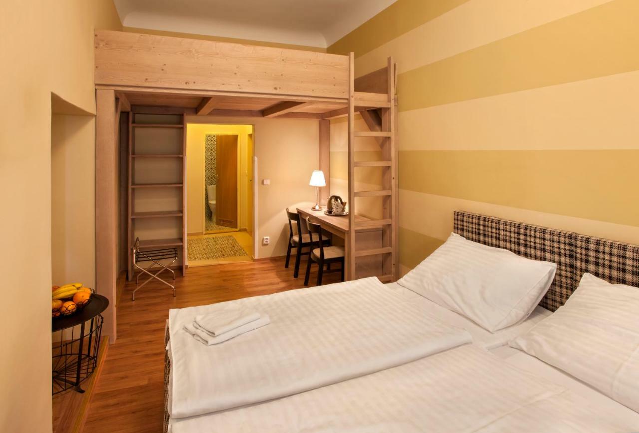 Corto Old Town 3* Prag