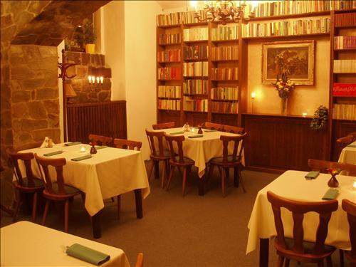 U Semika Hotel