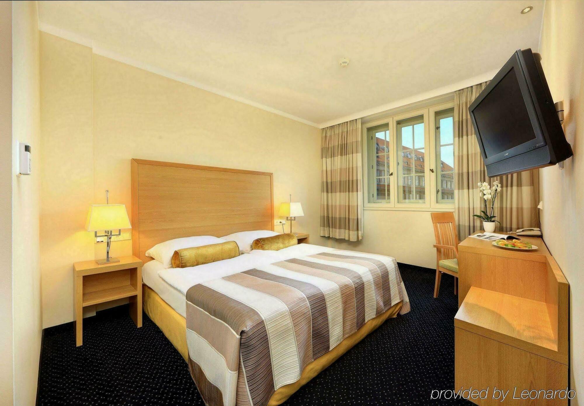 Clement Hotel 4*