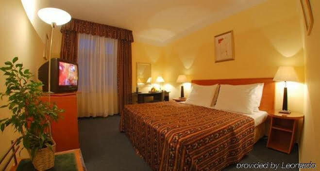 Harmony 3* Prague