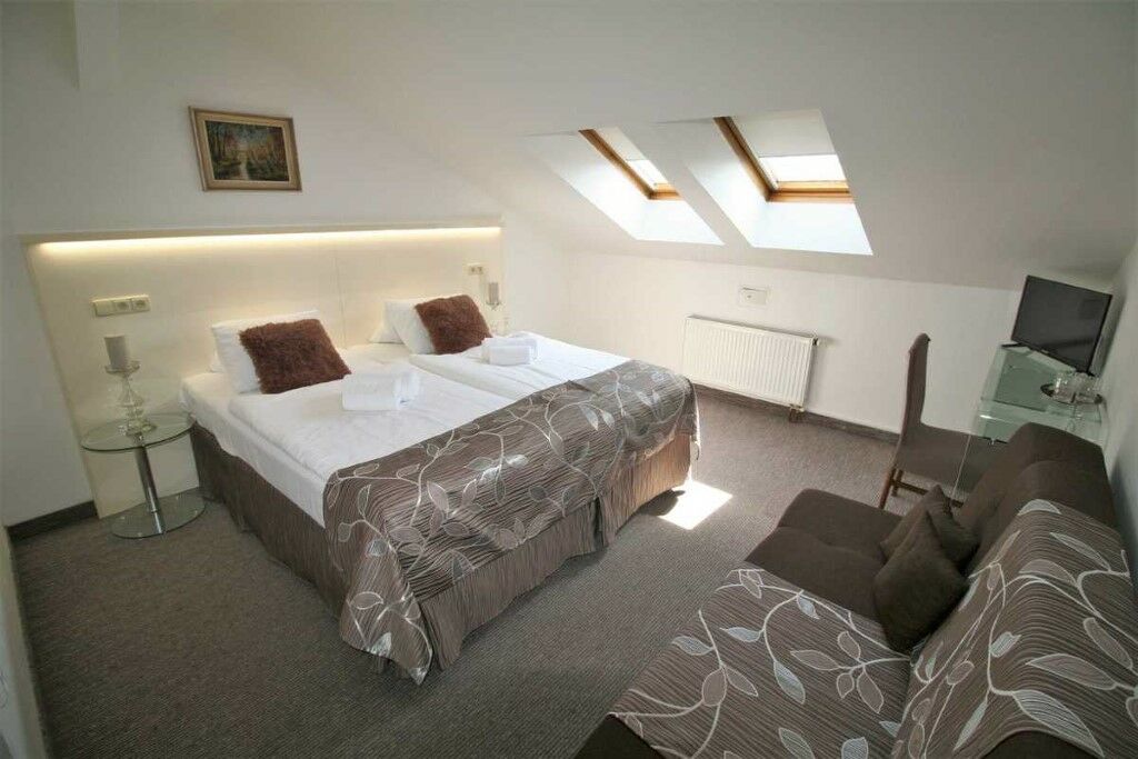 Anette 3* Prague