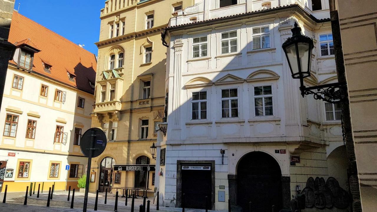 Apartment Tynska 7