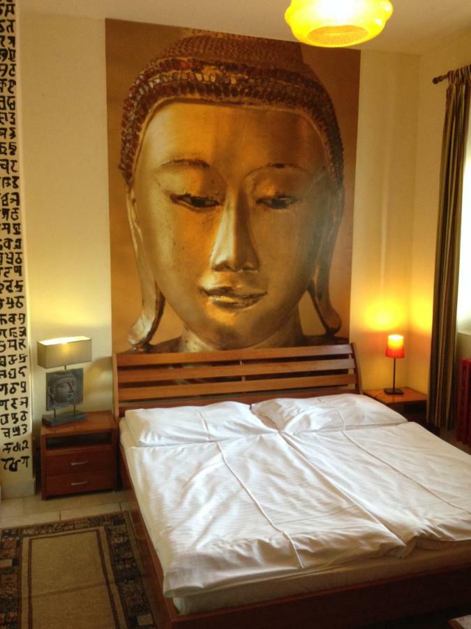 Marabou Hostel *