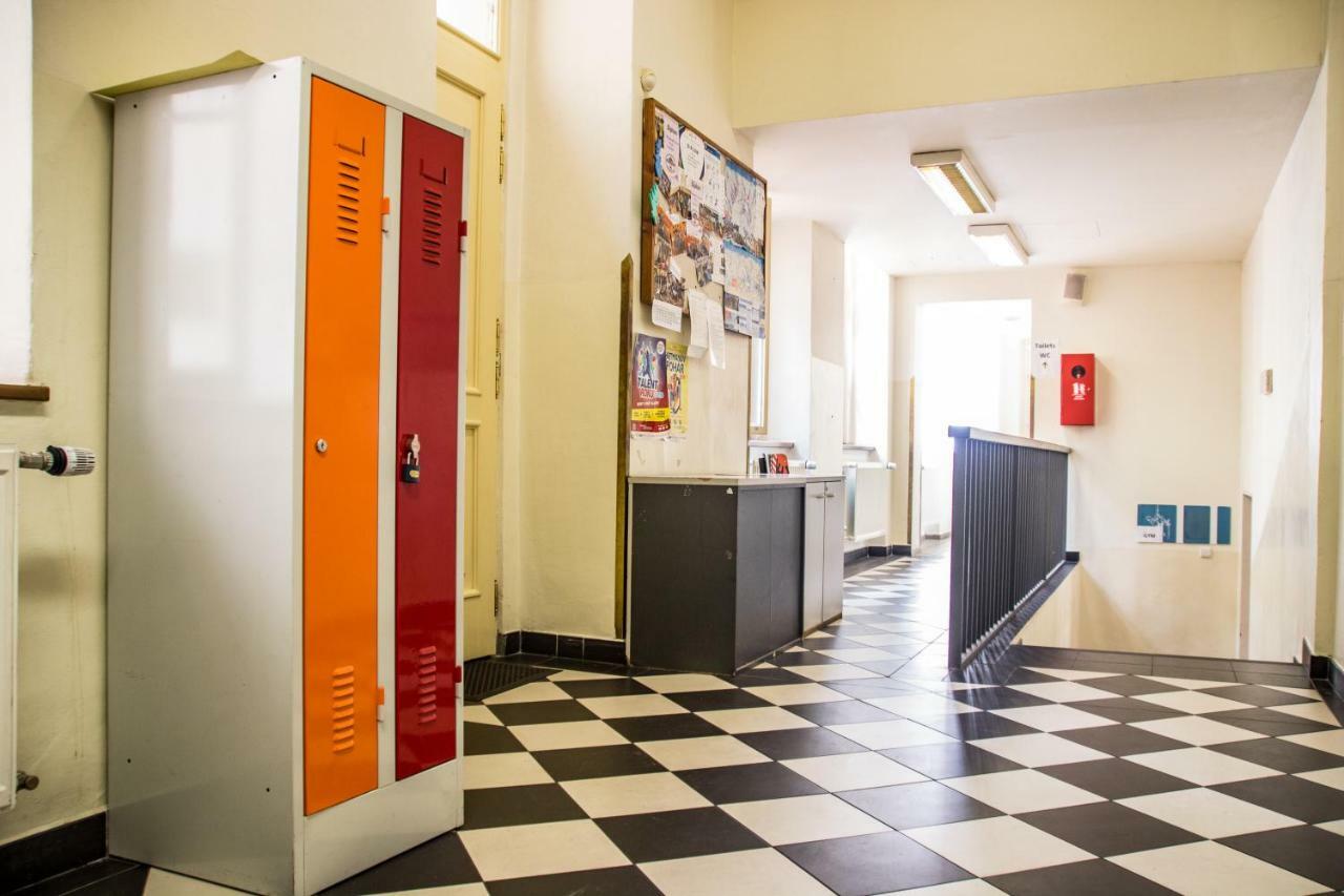 In School Auberge de jeunesse *