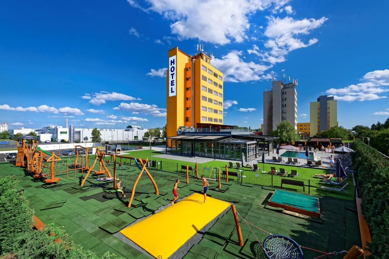Hotel Aura Design & Garden Pool 3*