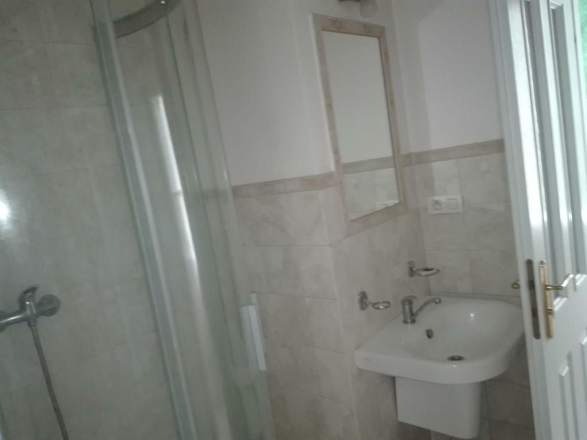 New And Fully Equipped Apartement Plzenska 26 Prague