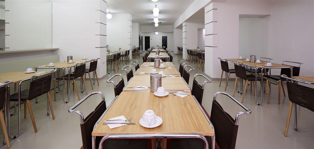 Axa 3* Praga