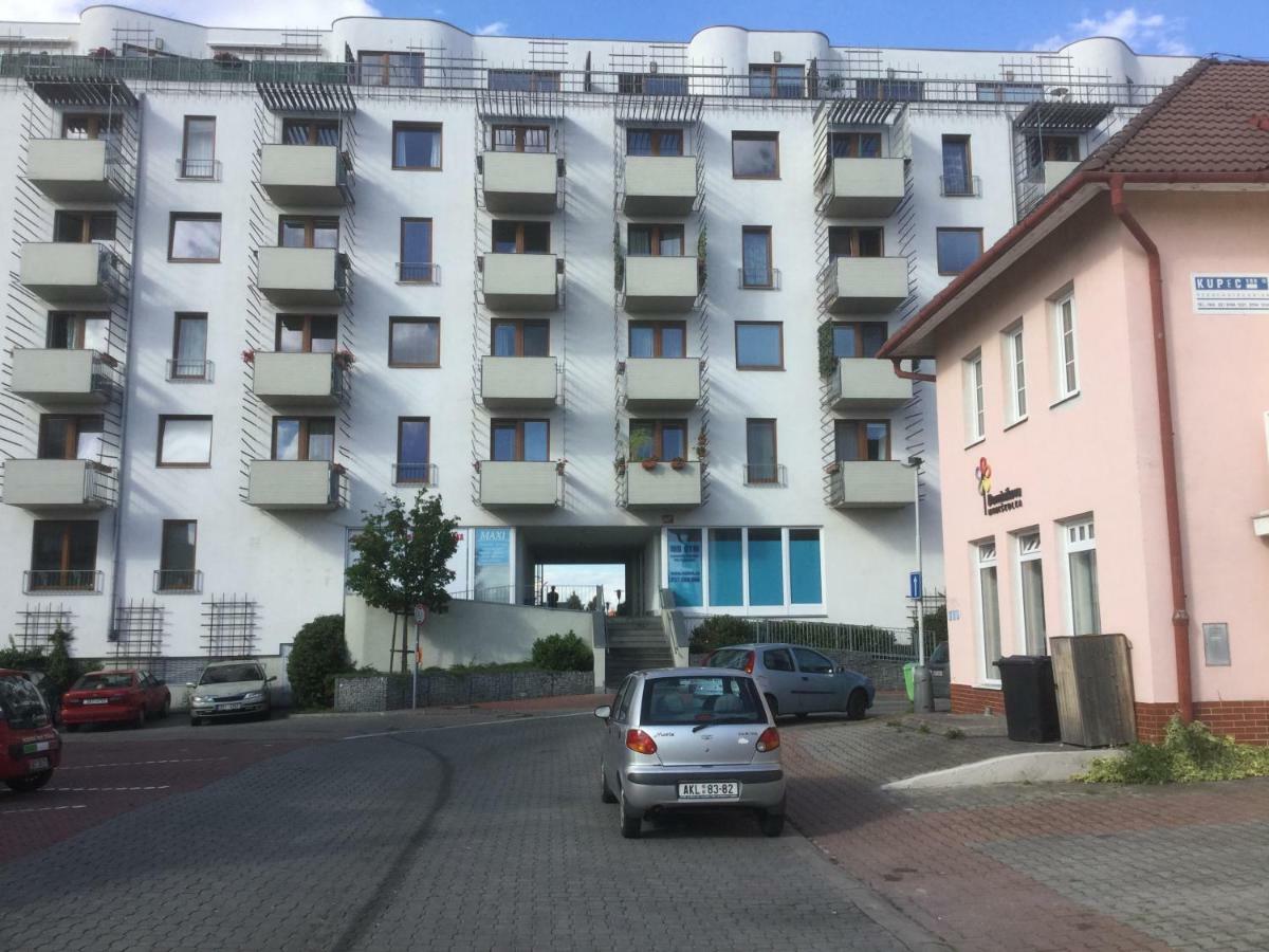 Apartment Sunny Two-story Kyje