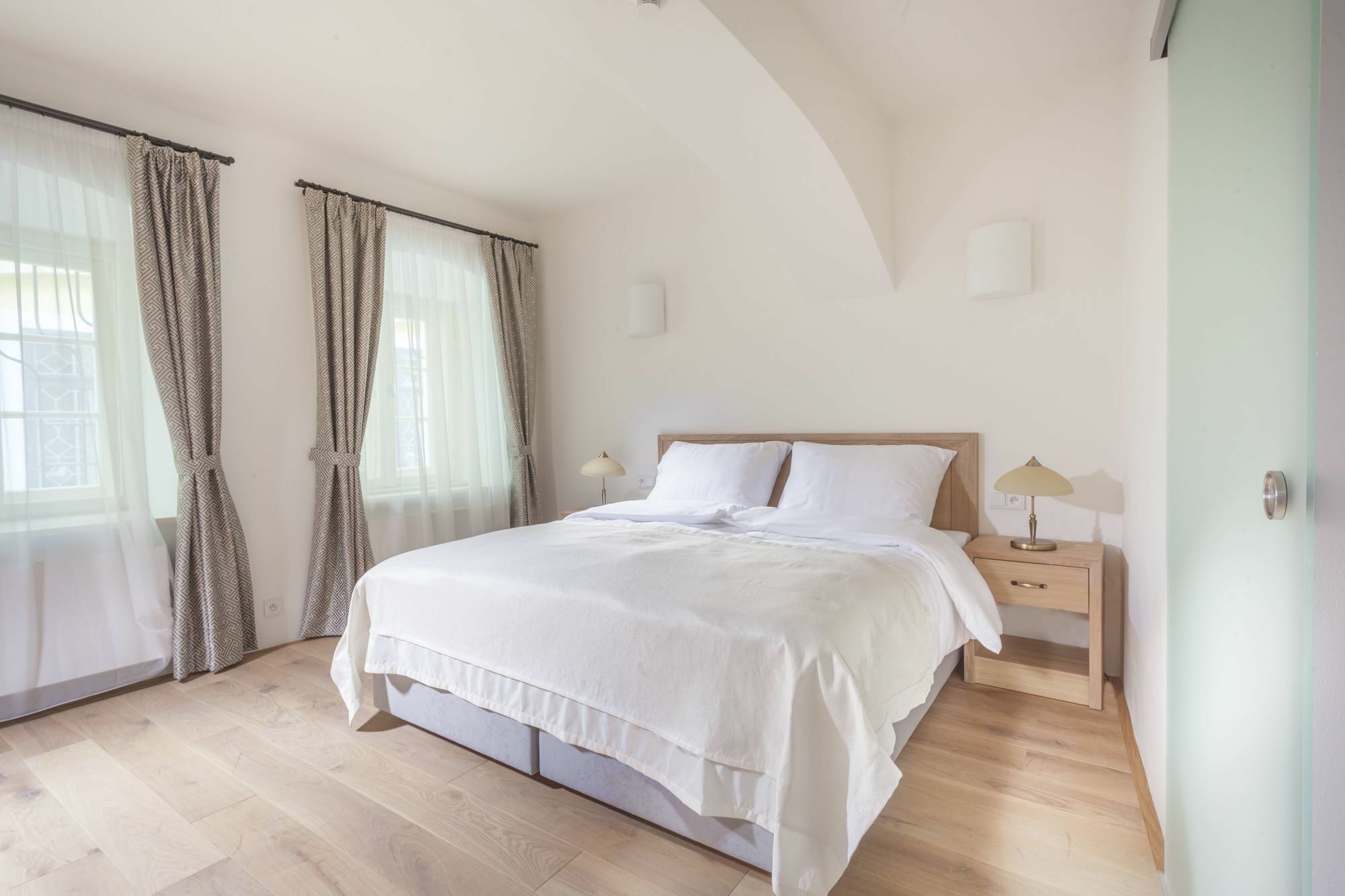 Hotel At The White Lily Prague