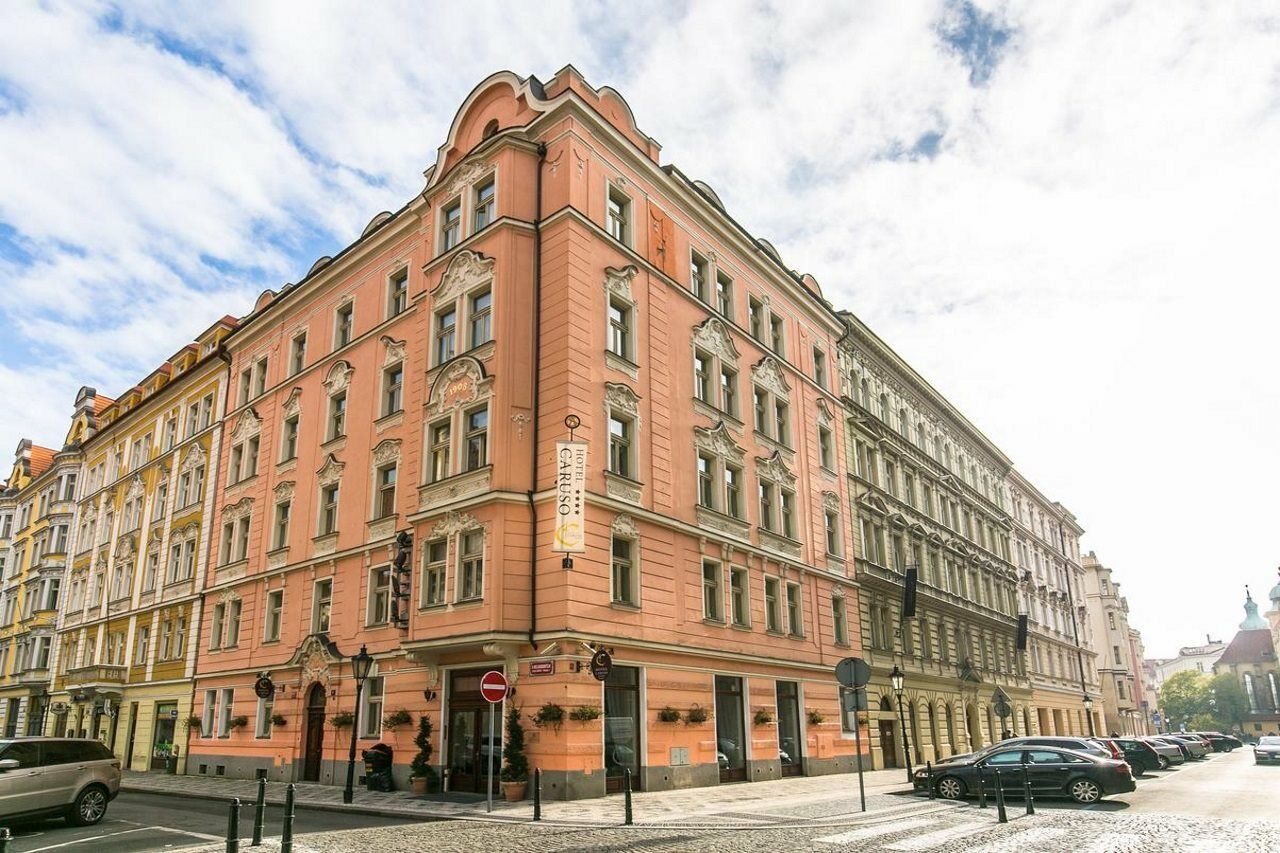 Otel Caruso Old Town 4*