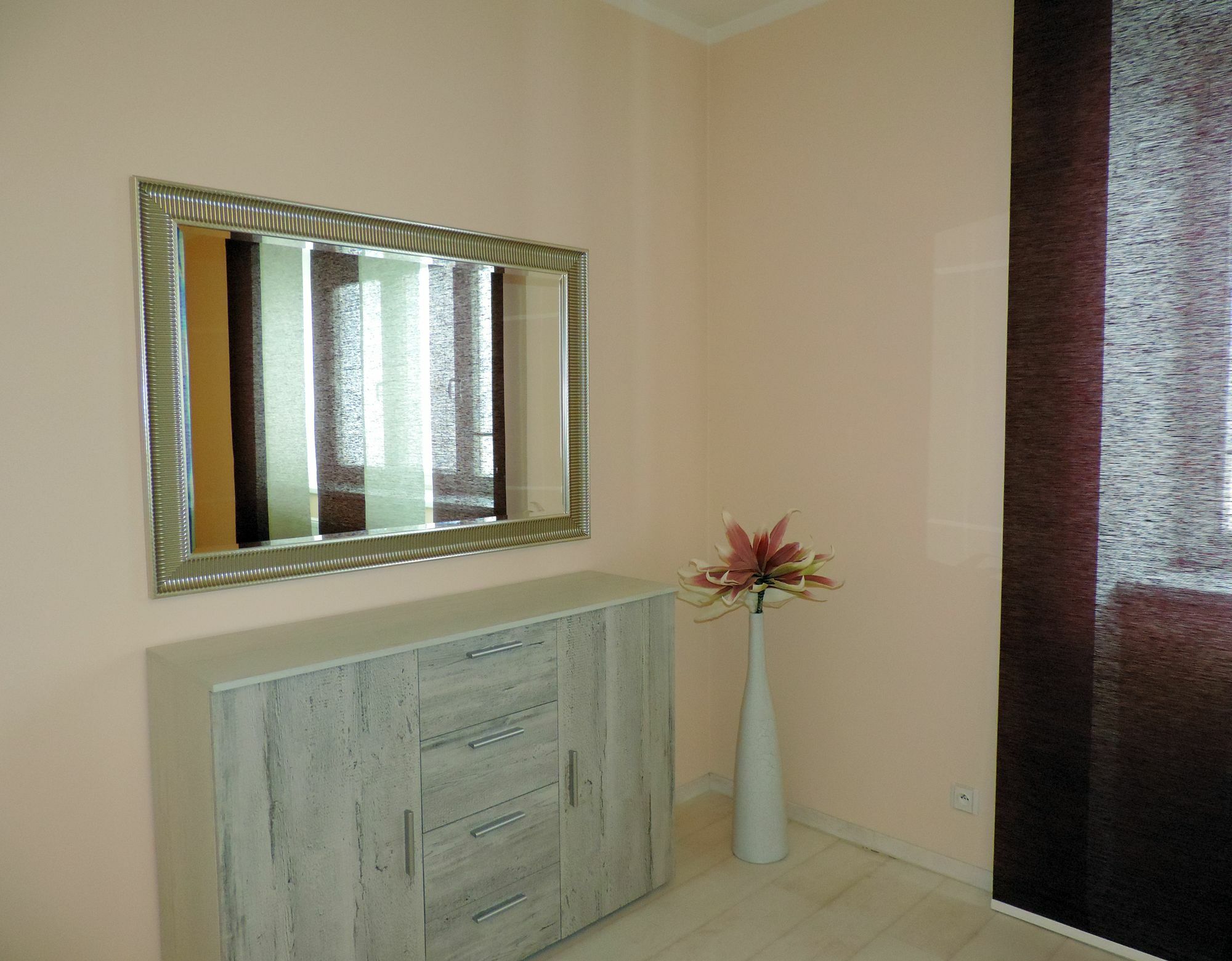 Homeroomsprague Apartment *