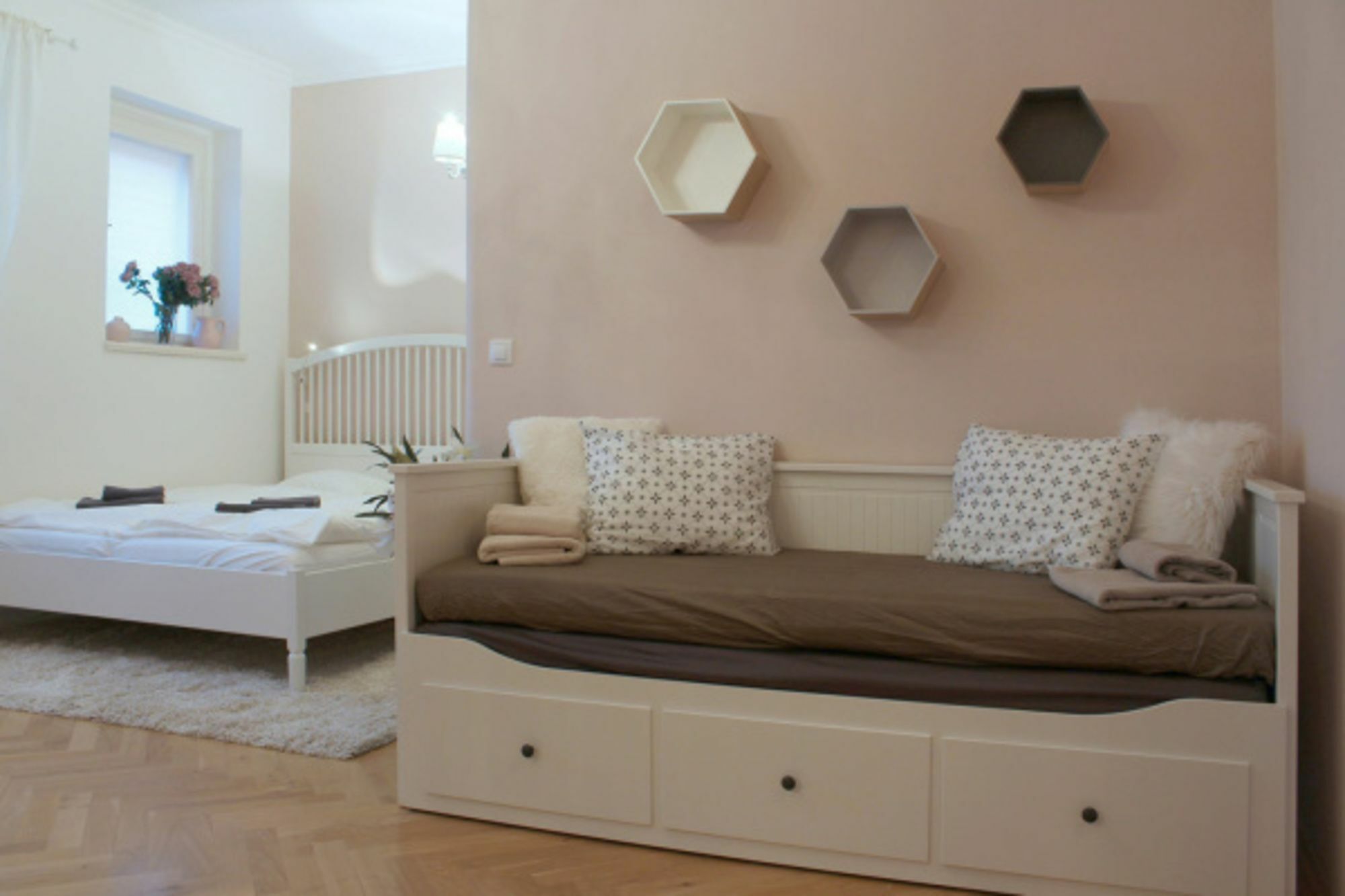 Niko 2 Apartment