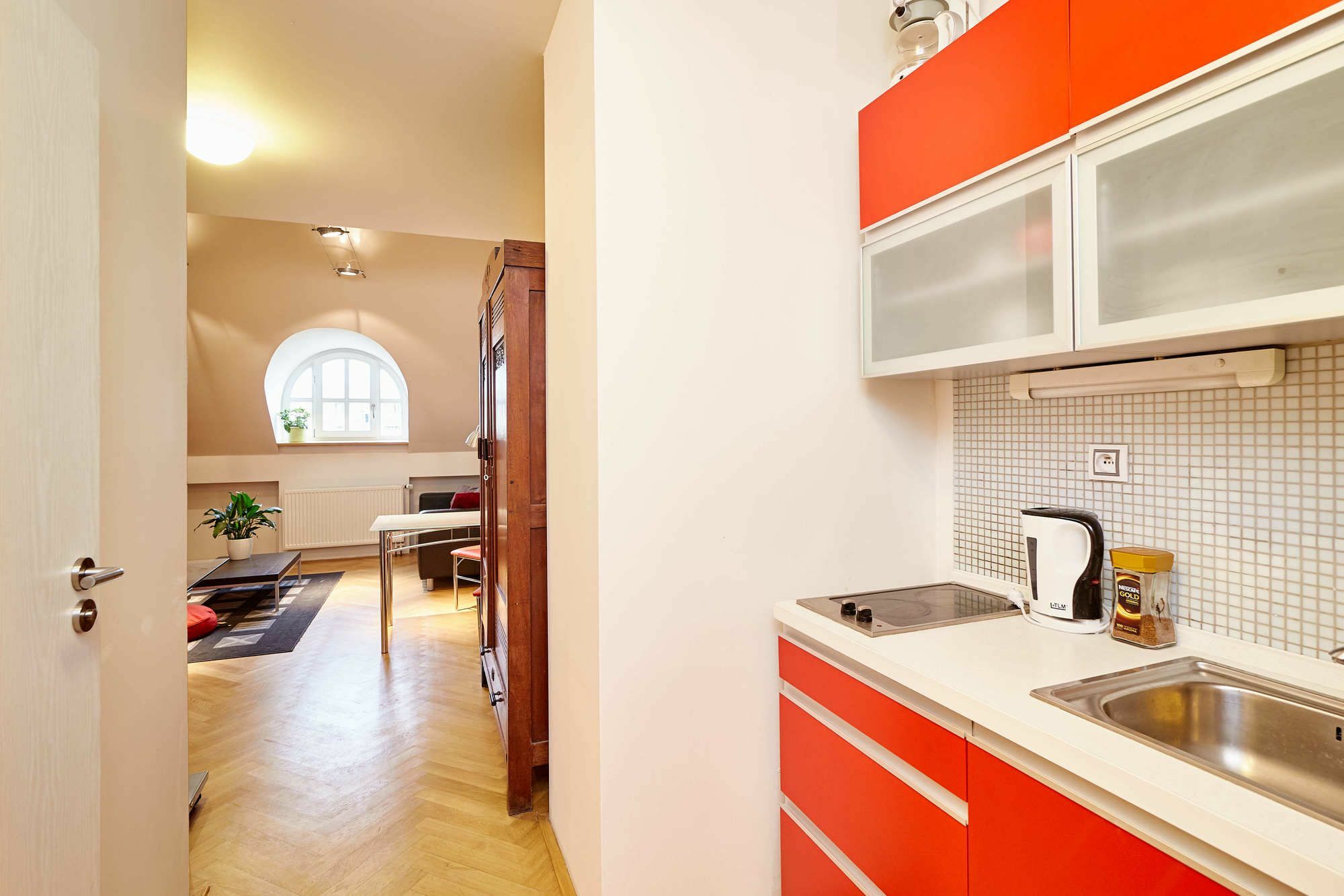 Letna Apartment *