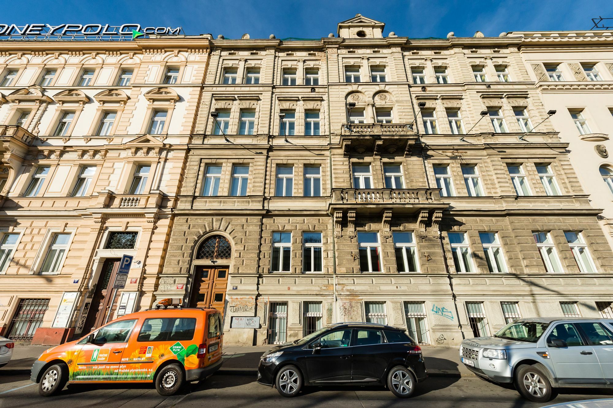 Empirent Wenceslas Square Prague