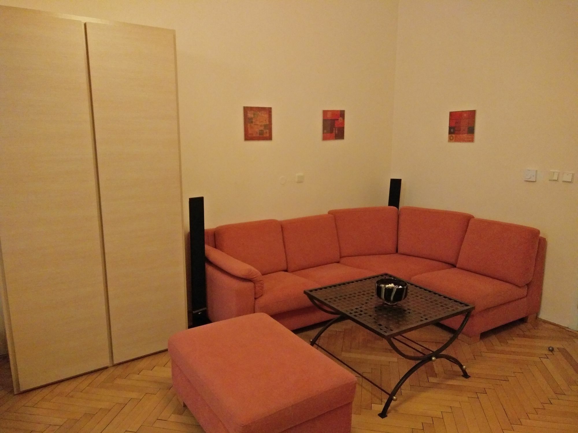 Tynska 7