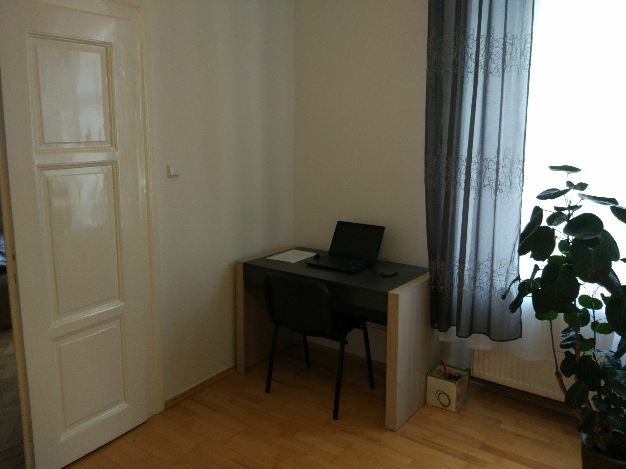 Apartment Tynska 7 *