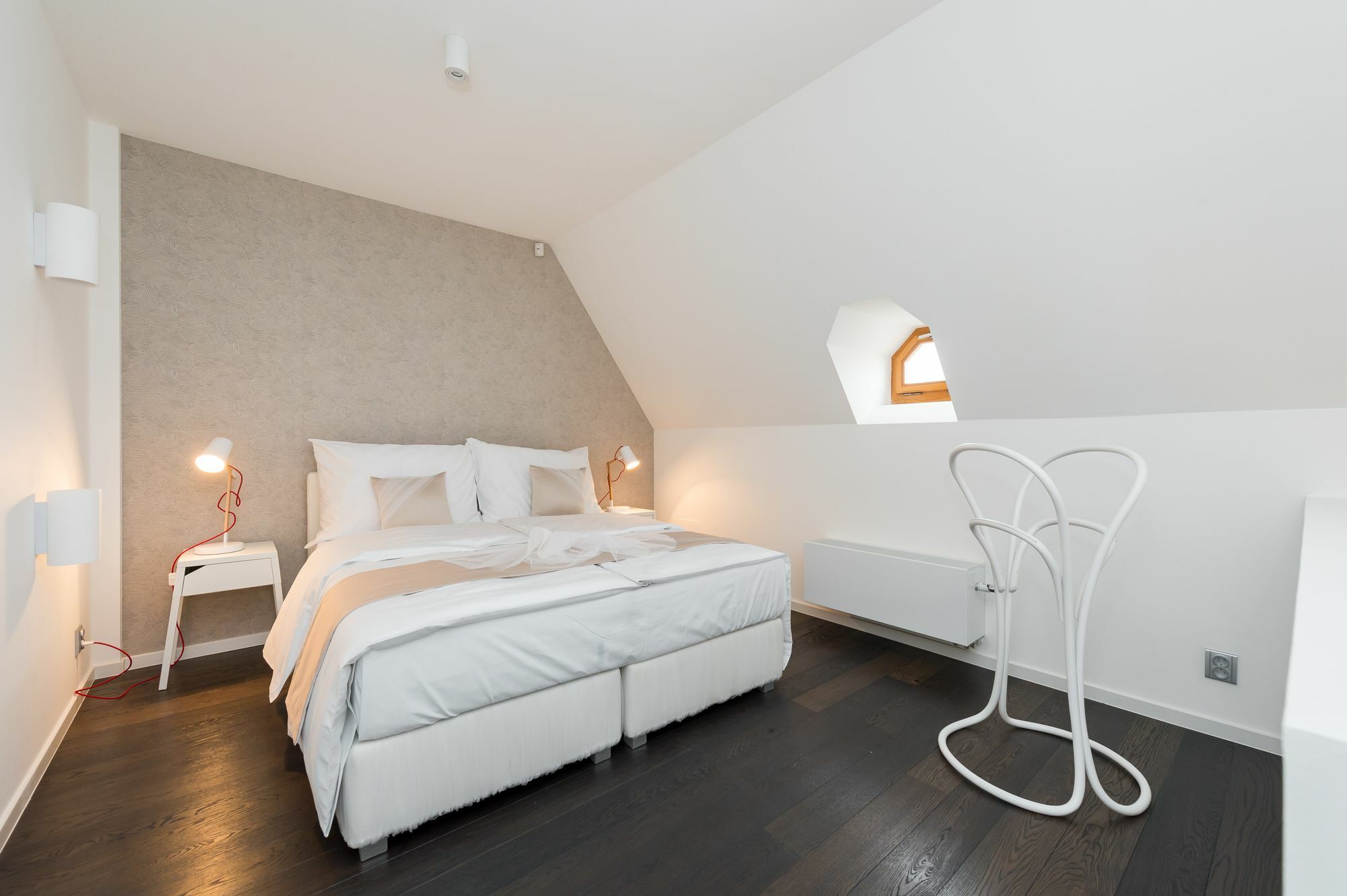 Empirent Avenue Apartment Prague