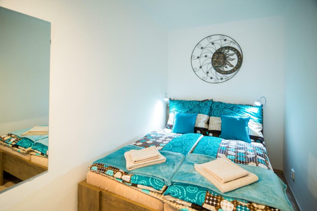 Apartment To At Close To Castle With Terrace And Garden