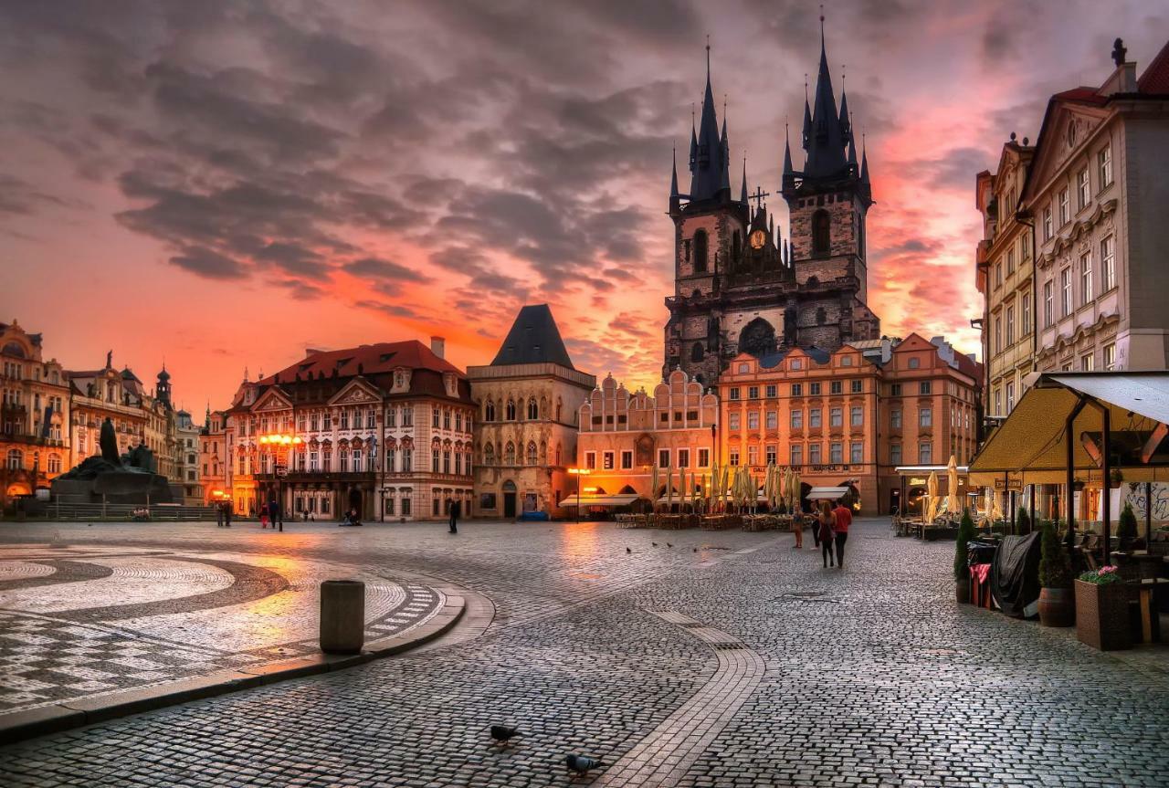 Spacious Near Wenceslas Square * Prague