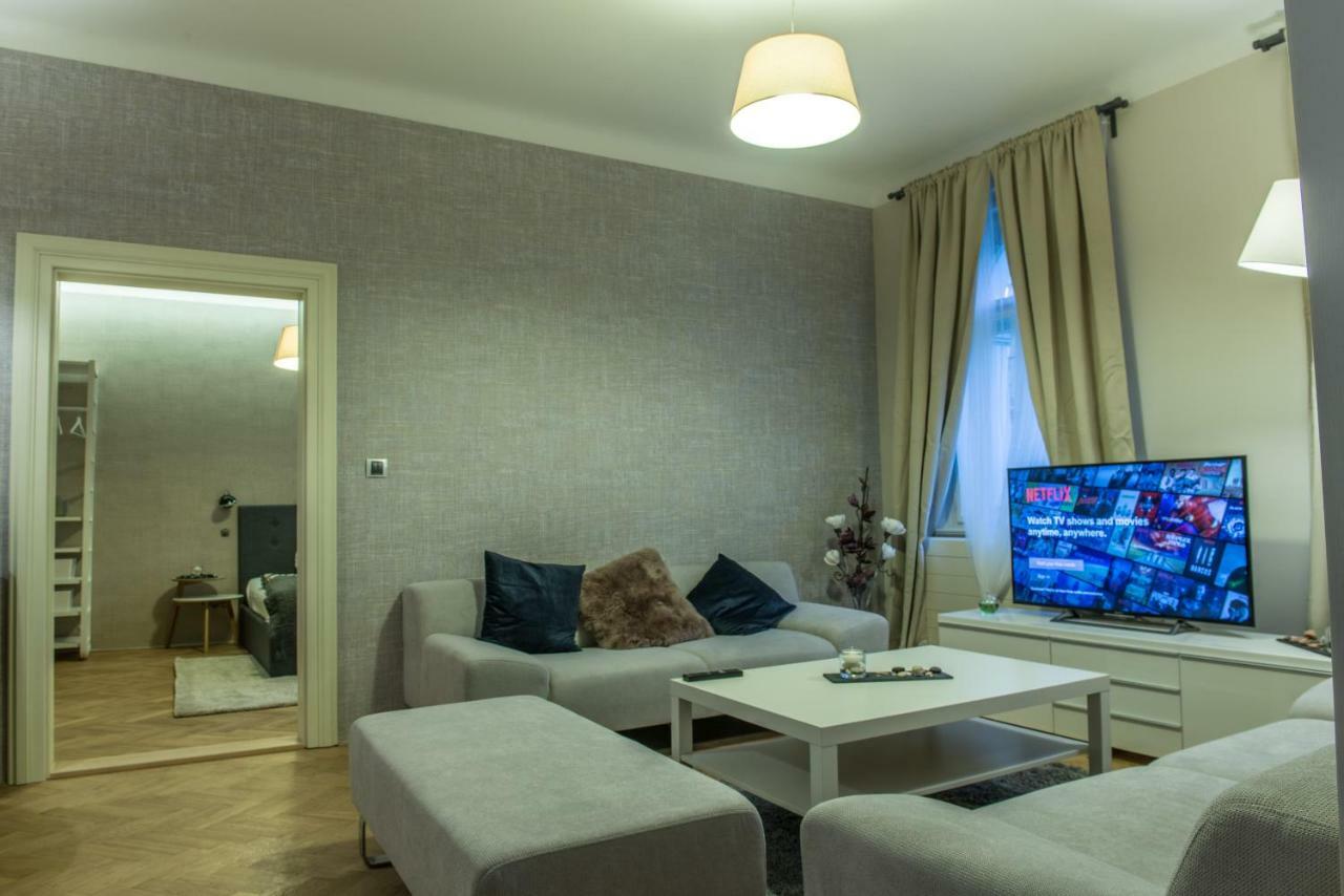 Appartement Exclusive 3 Bedroom Top-notch Flat, Great Location Prague