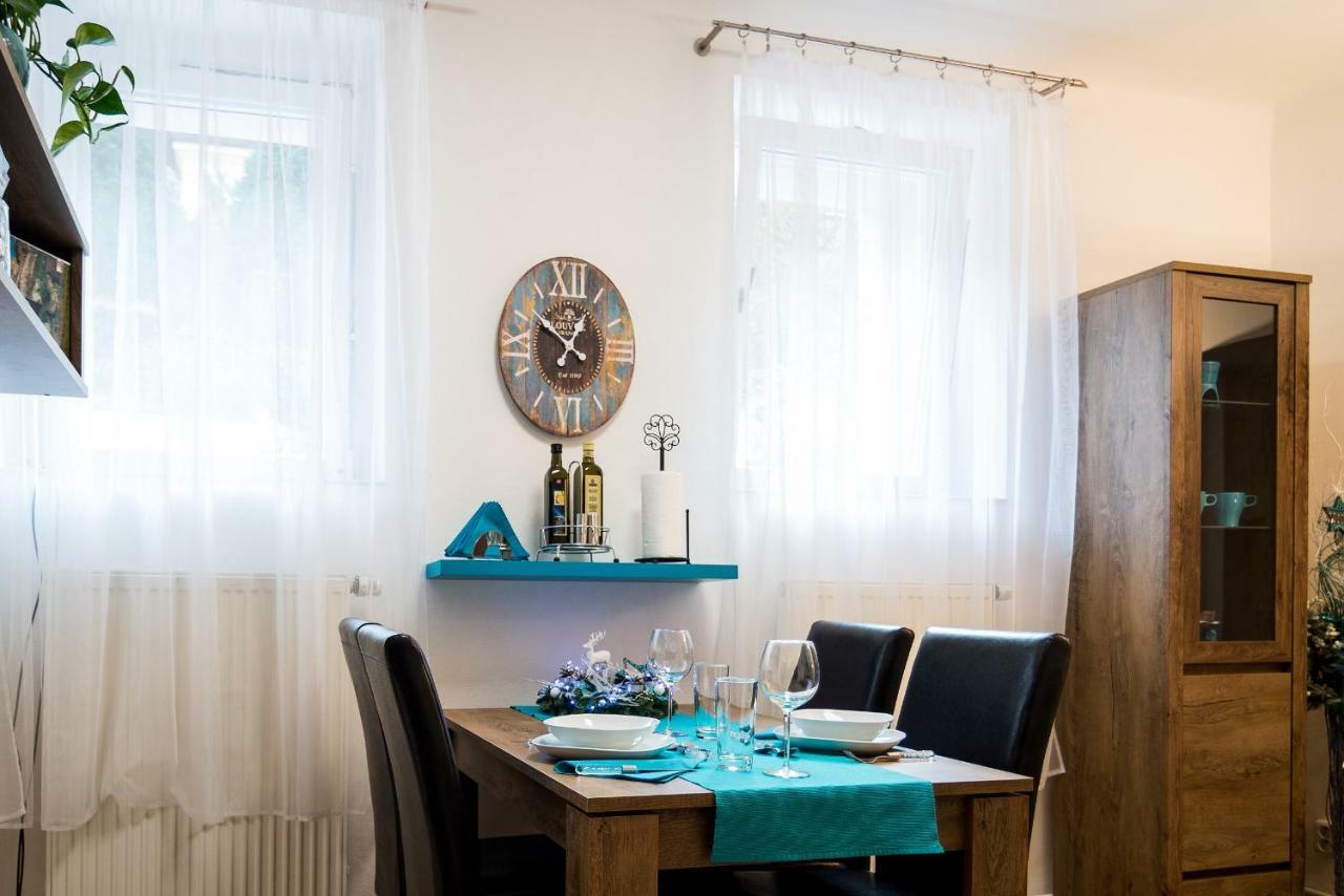 Apartment To At Close To Castle With Terrace And Garden Prague