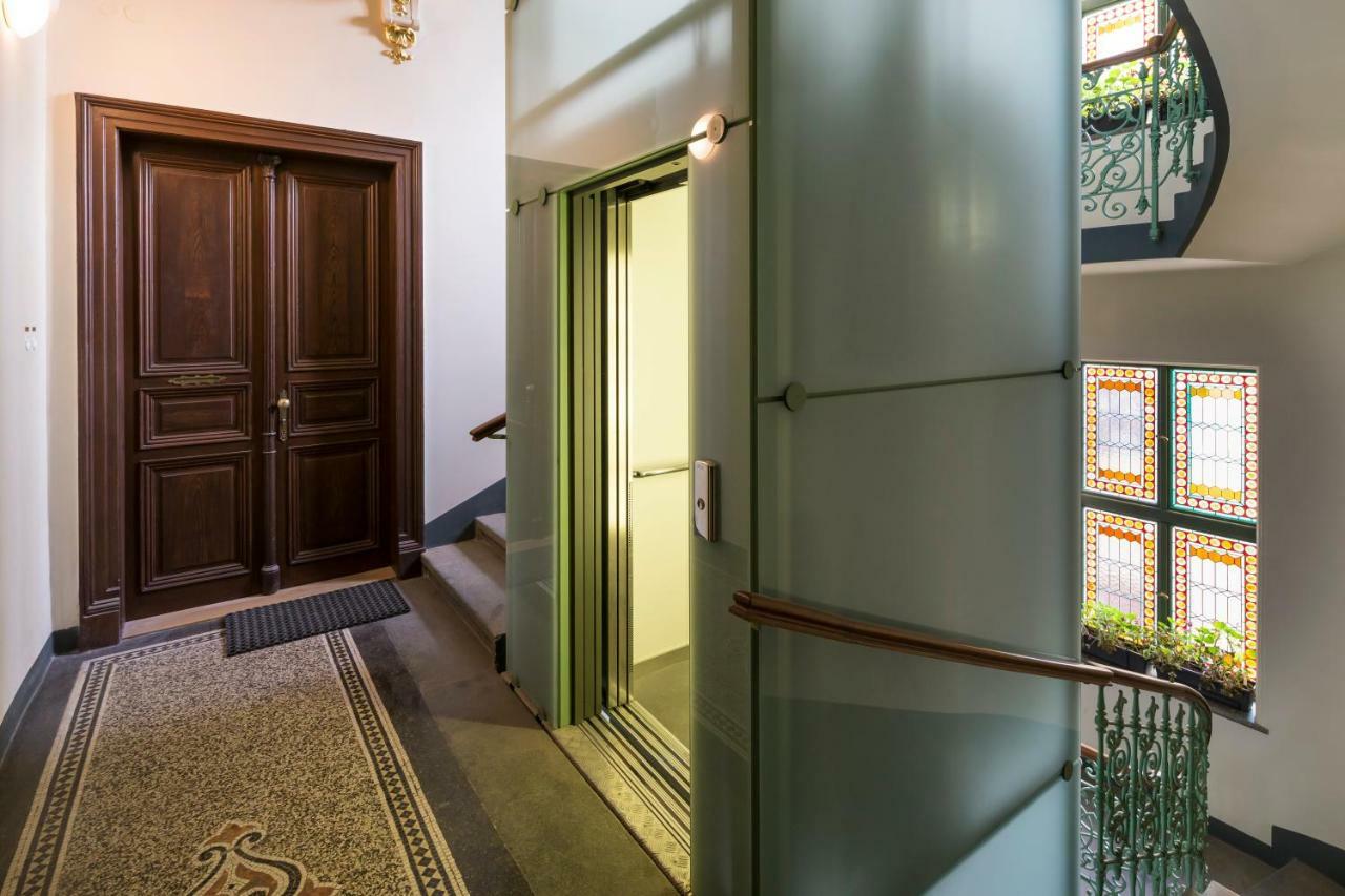 Dusni Apartment