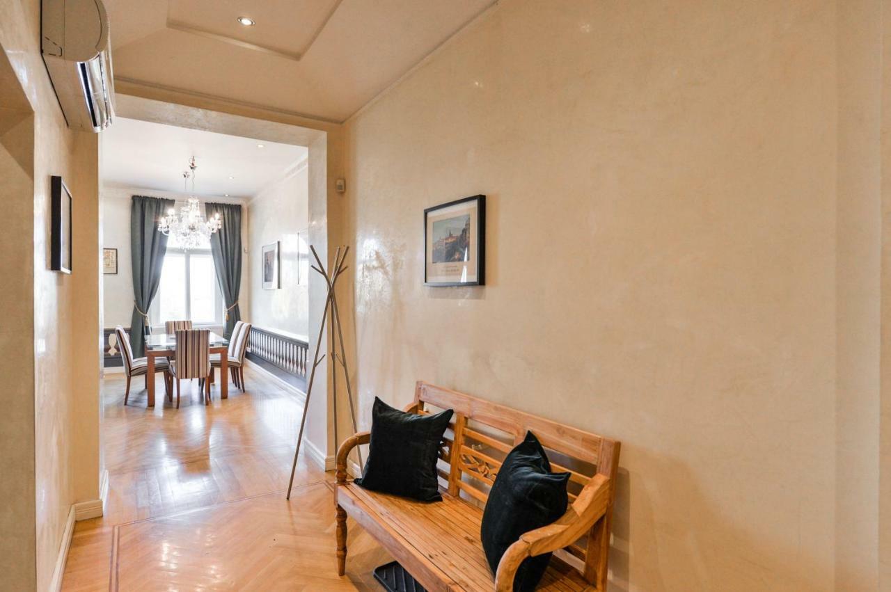 Panoramic Loft Apartment
