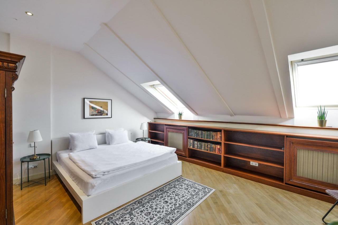 Panoramic Loft