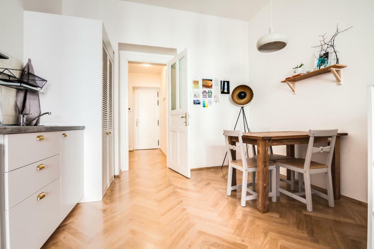 Apartment Trendy Local