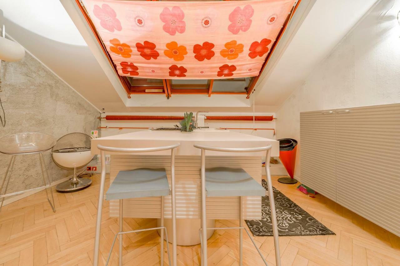 Apartment Unique Luxury Loft With Terrace In Old Town Prague