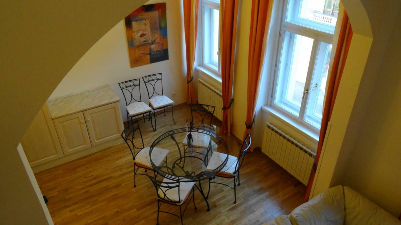Four Seasons Platnerska * Prague