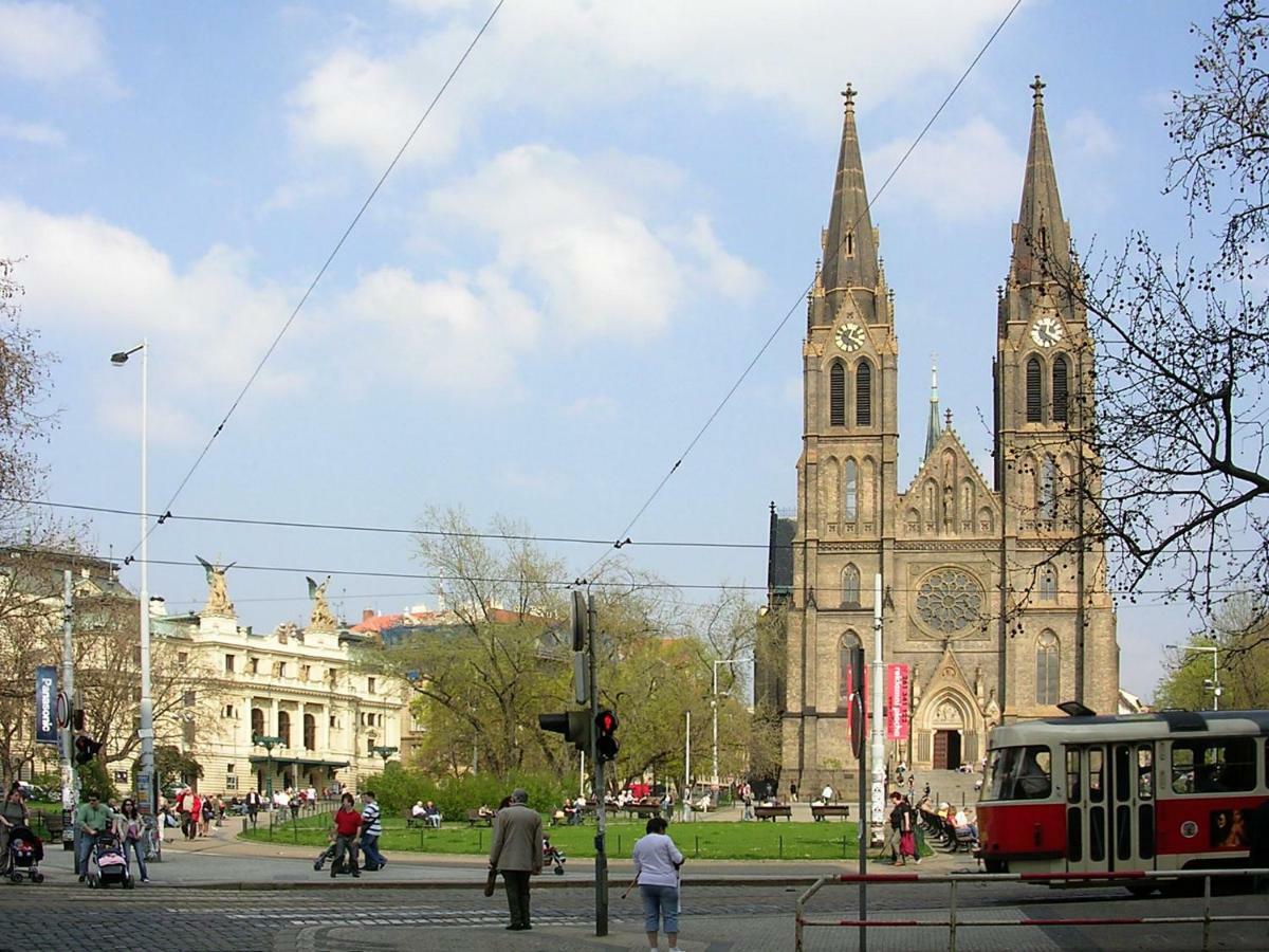 Apartment Spacious Near Wenceslas Square *