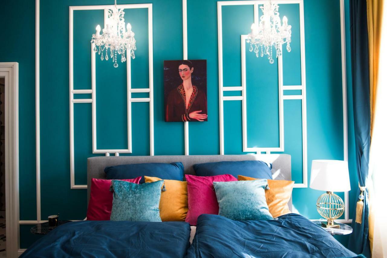 Glamour Frida