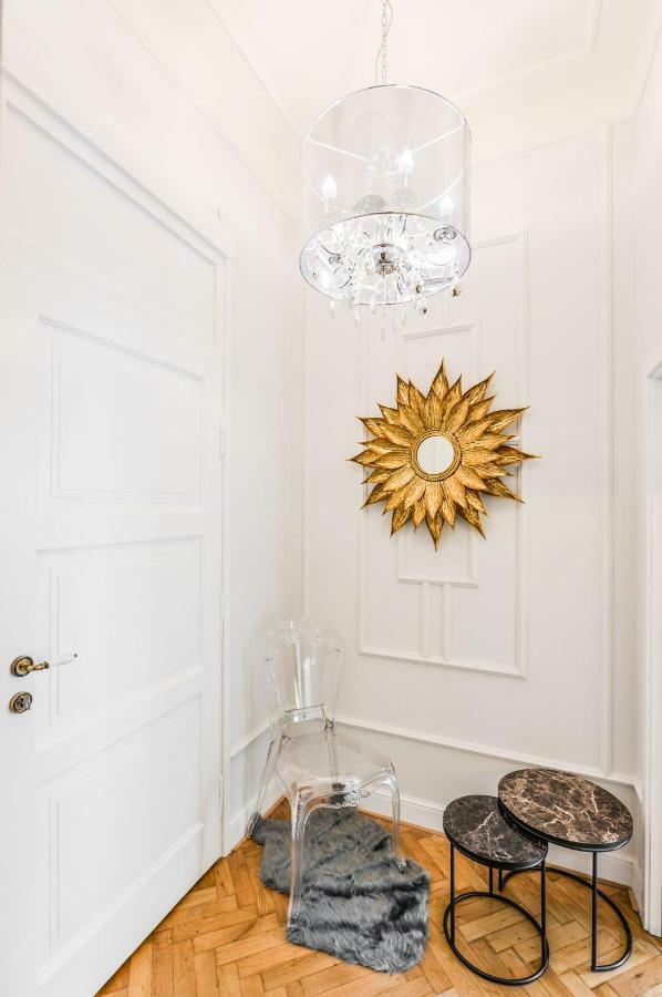 Glamour Frida Apartment Prague