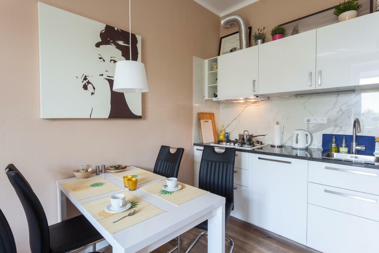 Eliska Apartment *