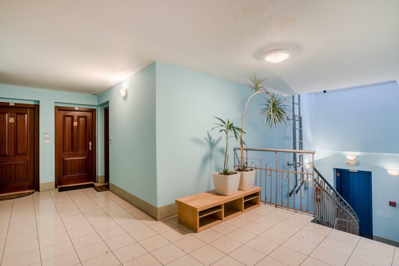 Apartment 1 Sunny With Terrace By Michal&friends Prague