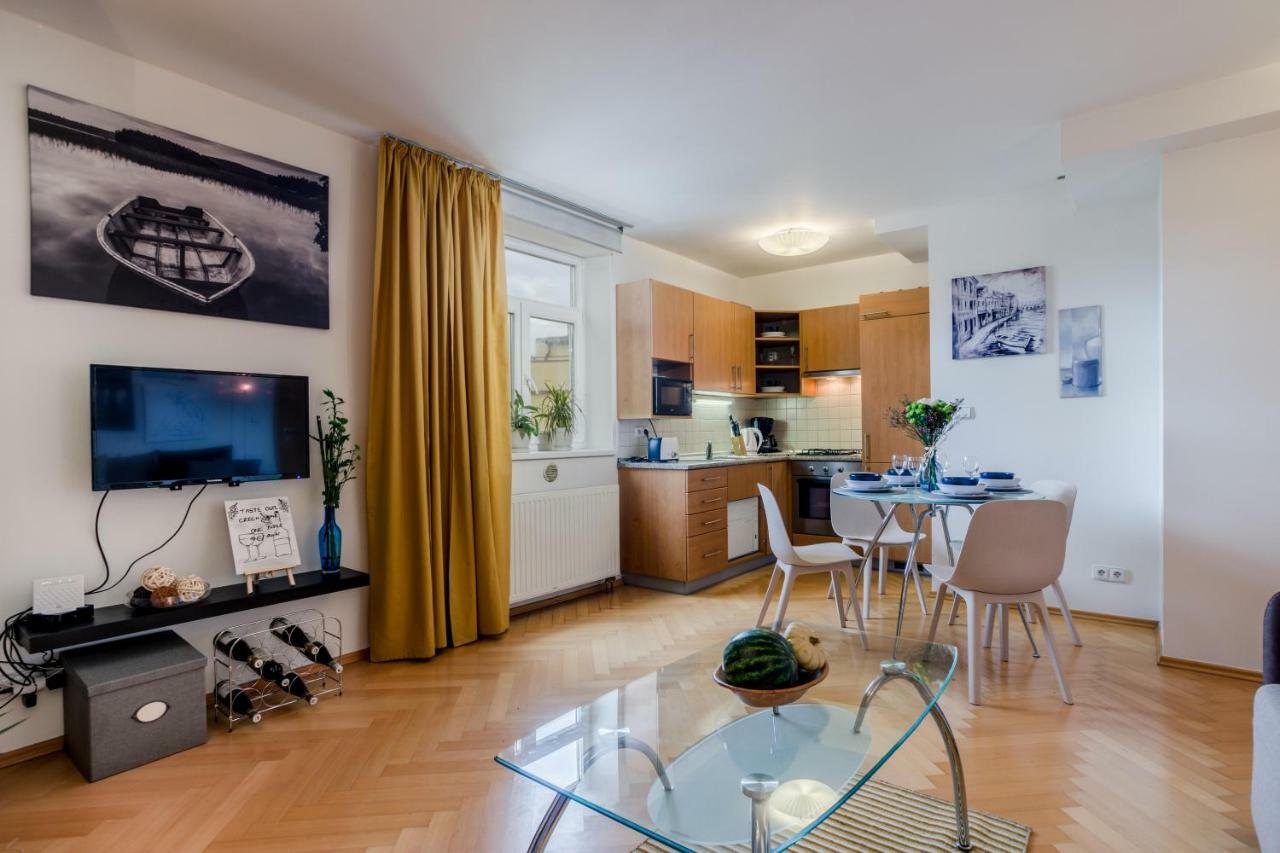 Apartment 1 Sunny With Terrace By Michal&friends Prague
