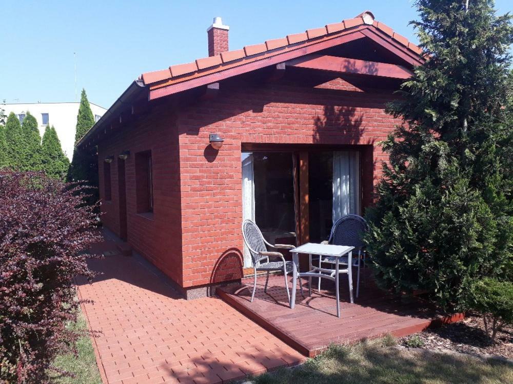 Apartman V Zahrade Apartment *