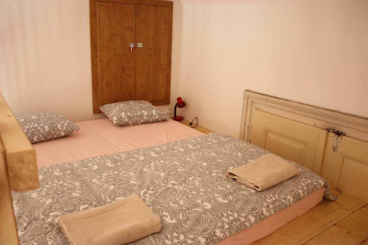 Appartement Spacious Charles Bridge Apt In The Heart Of Prague