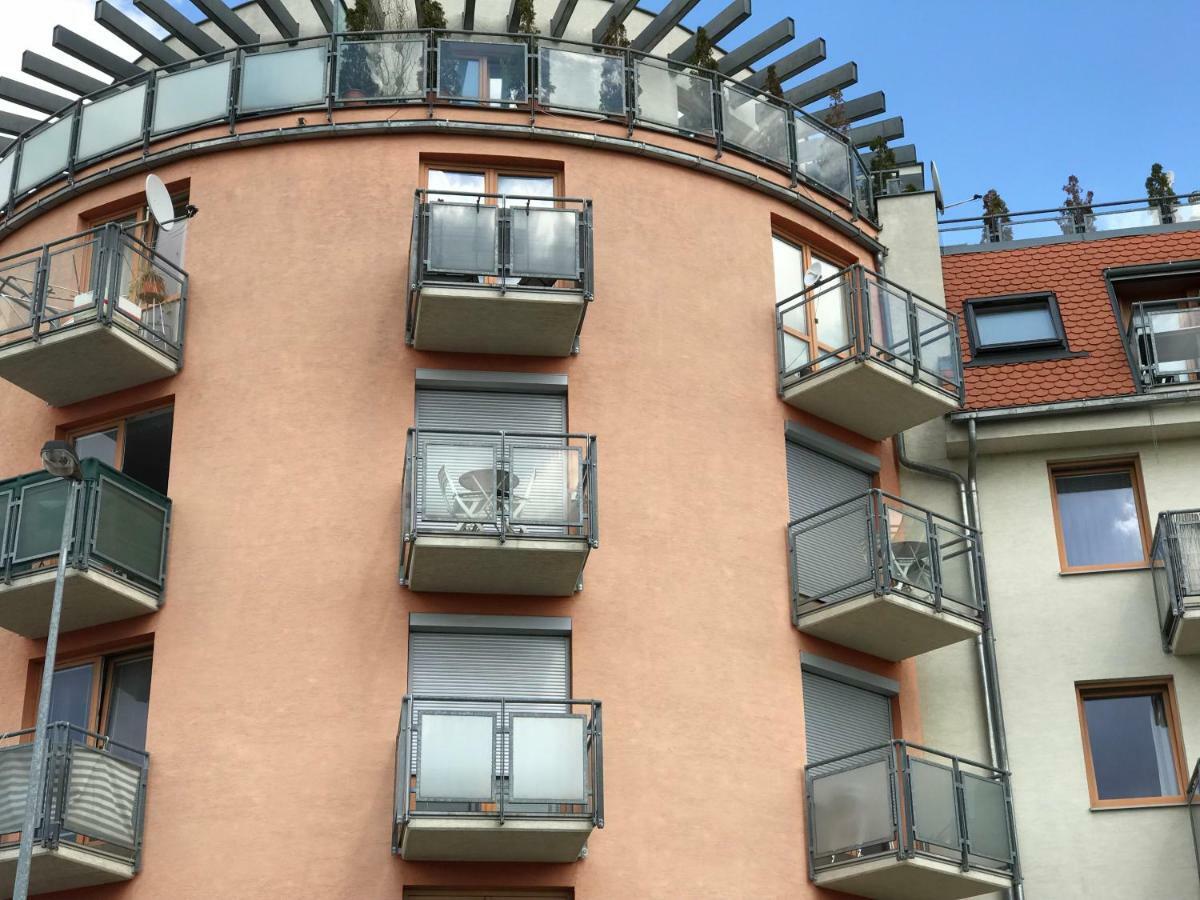 Modrany Apartment Prague