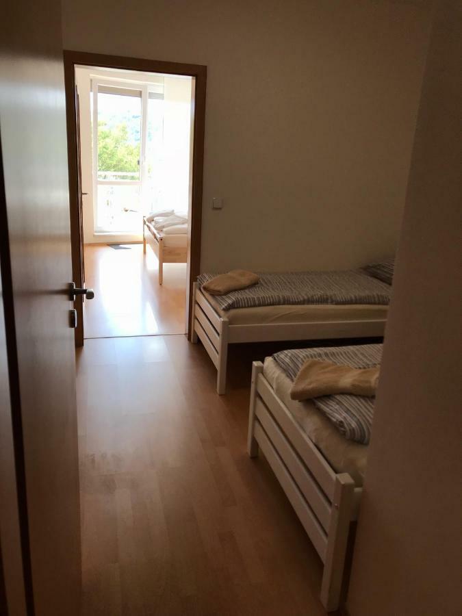Modrany Apartment Prag