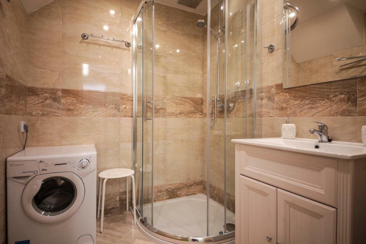 Family Duplex On Wenceslas Square Apartment *