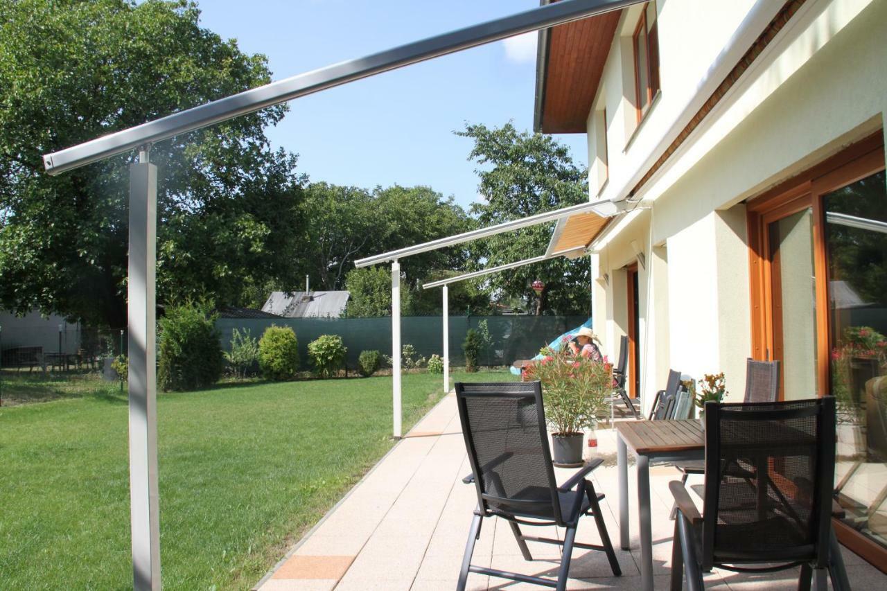 Lovely Apartment, Garden, Parking, Wifi, Netflix * Prague