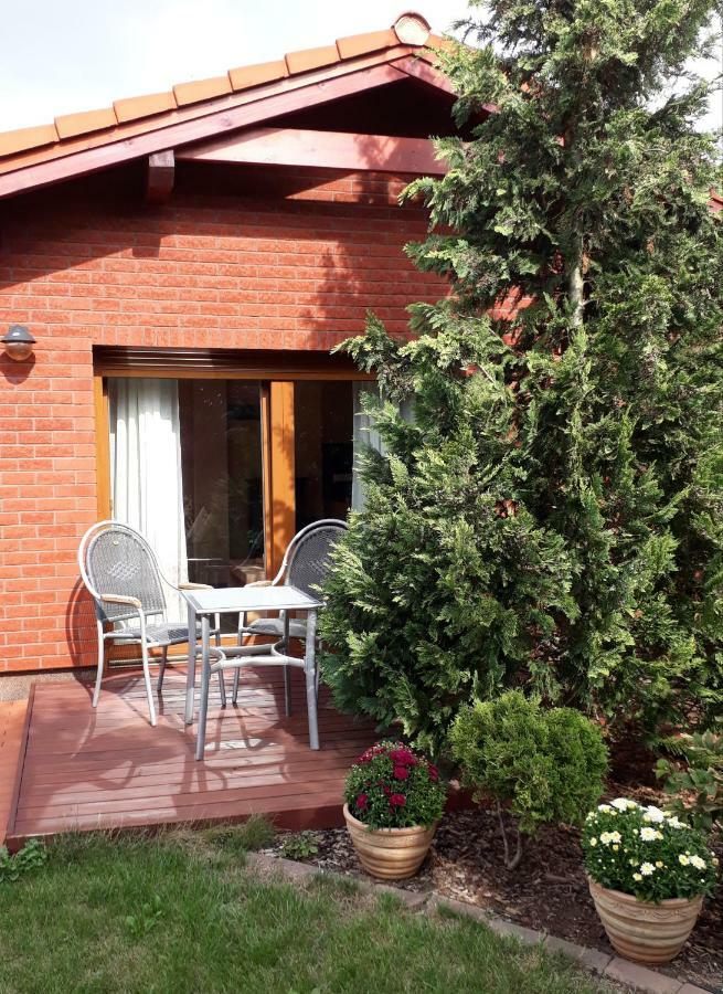 Apartman V Zahrade Apartamento *