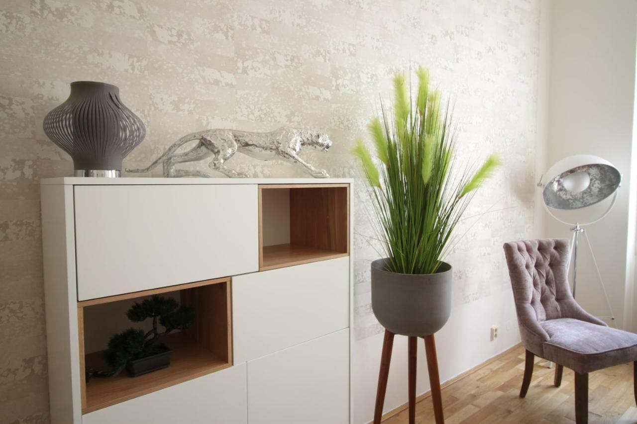 New Design & Style Old Town Xxl Apartment *