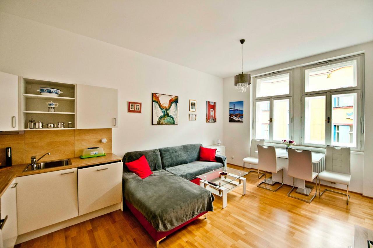 Center Of - Comfortable Home-like Daire