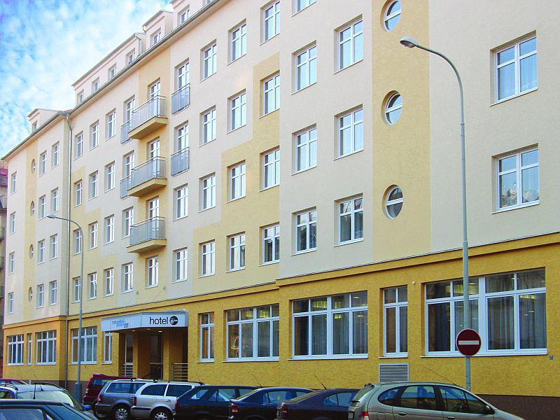 Colorfactory - Czech Leading