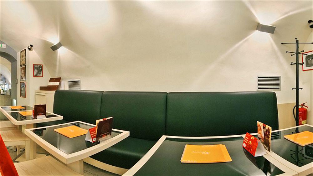 Hotel The Golden Wheel 4*